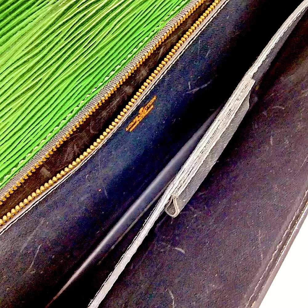LOUIS VUITTON Borneo Green Epi Leather Ambassador Top Handle Laptop Briefcase